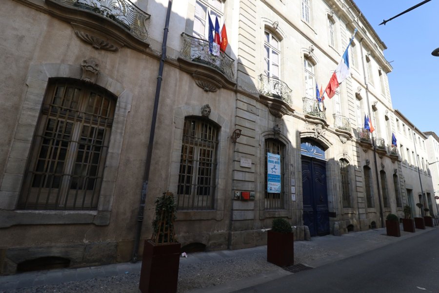 HÔTEL DE ROLLAND