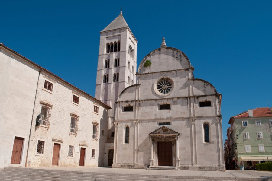 MONASTÈRE BÉNÉDICTIN-ÉGLISE SAINTE-MARIE