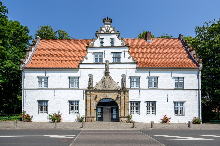 SCHLOSS HUSUM - CHÂTEAU D'HUSUM