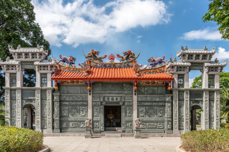 CIMETIÈRE CHINOIS