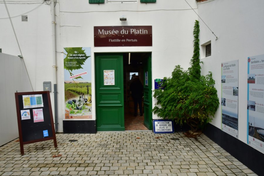LE MUSÉE DU PLATIN