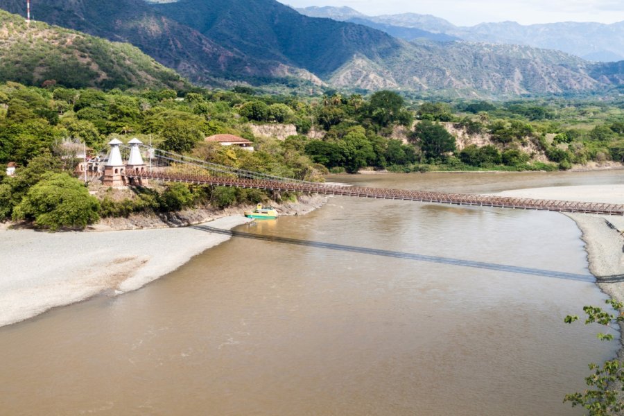 PUENTE DE OCCIDENTE