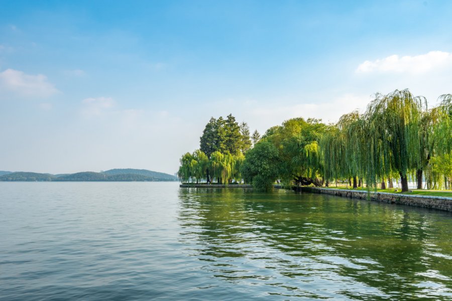 LAC DE L'EST