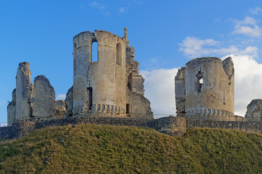 CHÂTEAU DE FÈRE