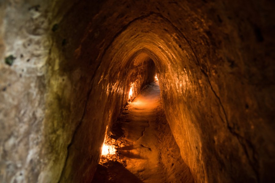 TUNNELS DE CU CHI