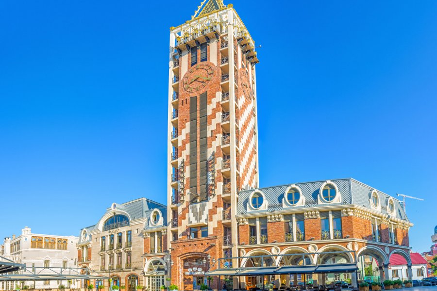  PIAZZA 