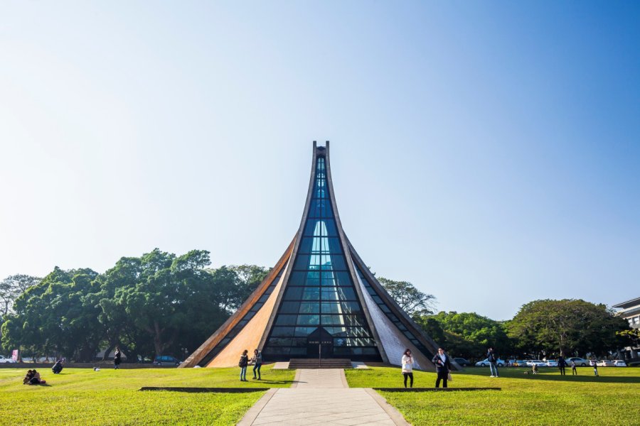 UNIVERSITÉ DE TONGHAI