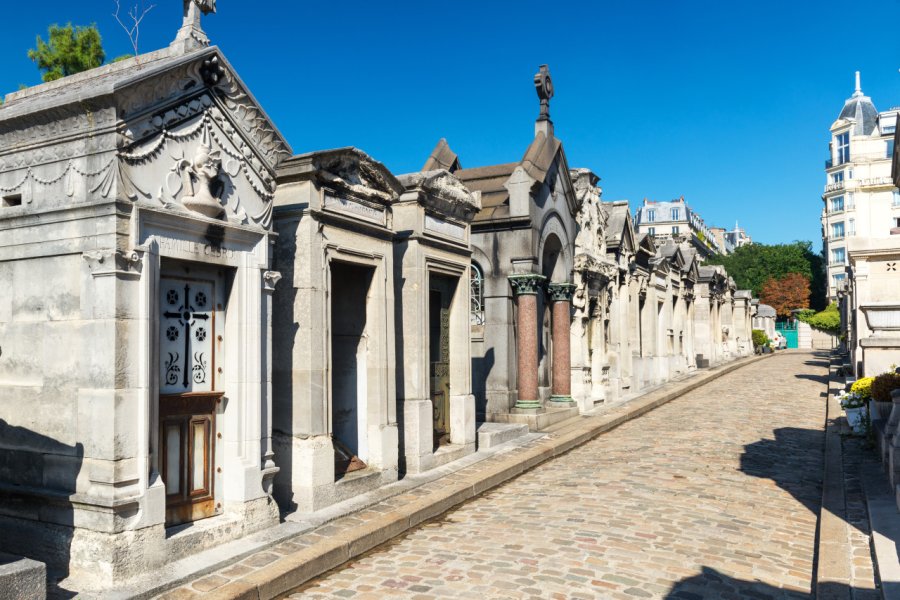 LE CIMETIÈRE DE MONTMARTRE