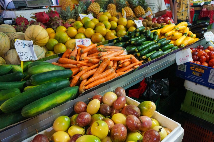 MARCHÉ DE NOUMÉA