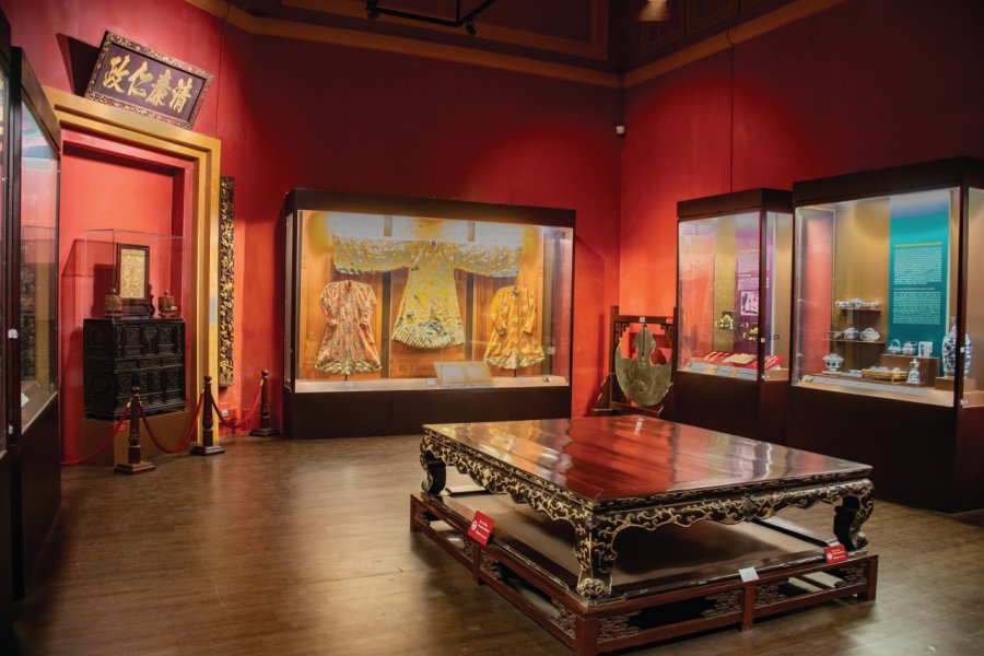 MUSÉE D'HISTOIRE DE HÔ CHI MINH-VILLE