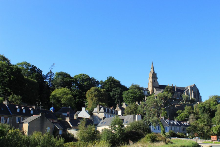 ÉGLISE DE BRÉLÉVENEZ