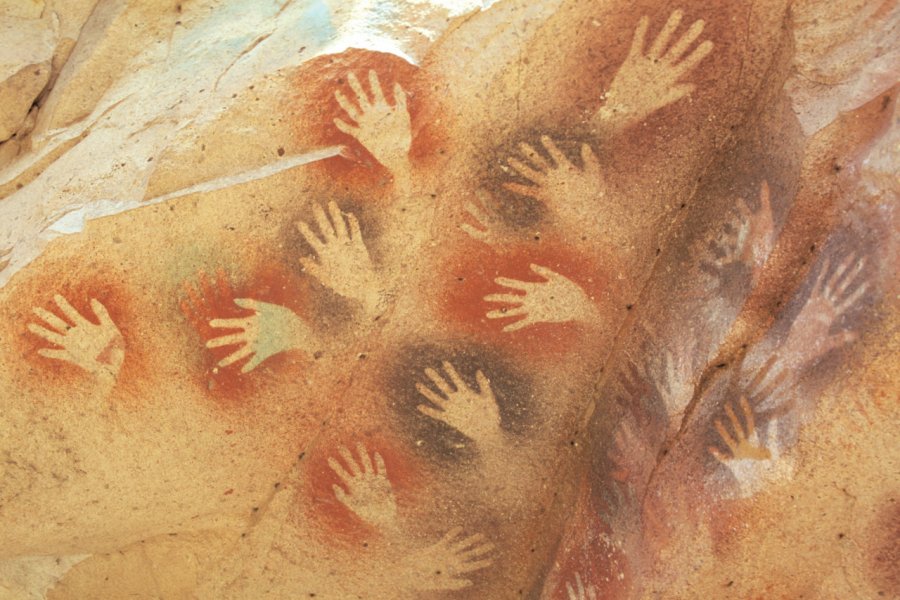 Cuevas de las manos pintadas. H.Fougère - Iconotec