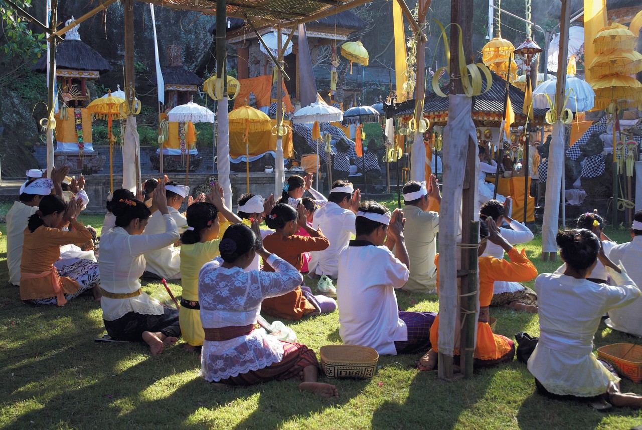 Fête annuelle du temple Pura Rambut Siwi.