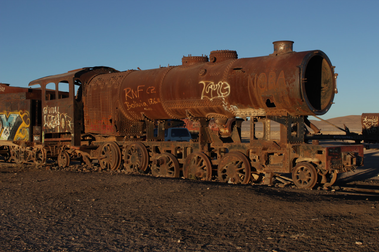 Le cimetière des trains à Uyuni rappelle l'importance du rail dans l'histoire de la ville.