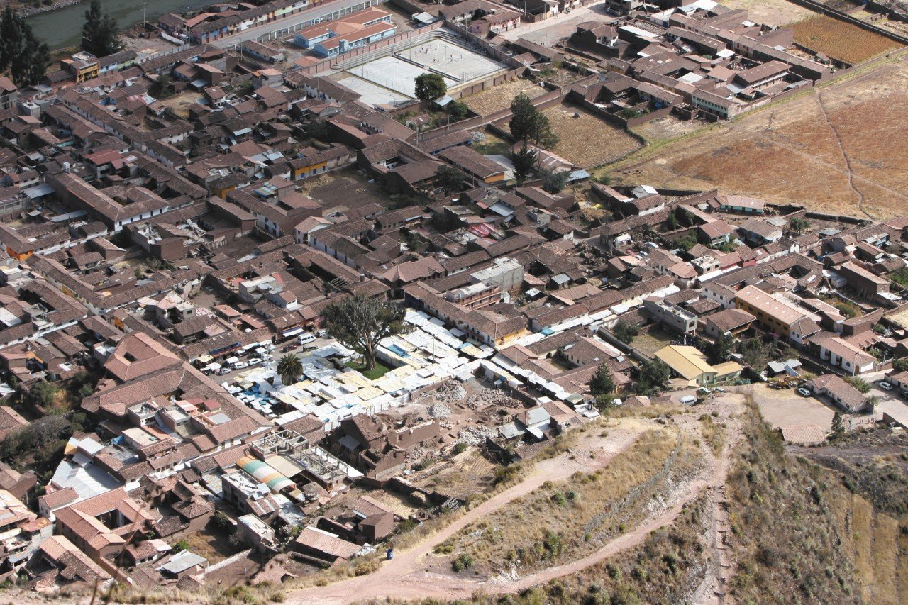 La petite ville de Písaq vue de la cité inca.