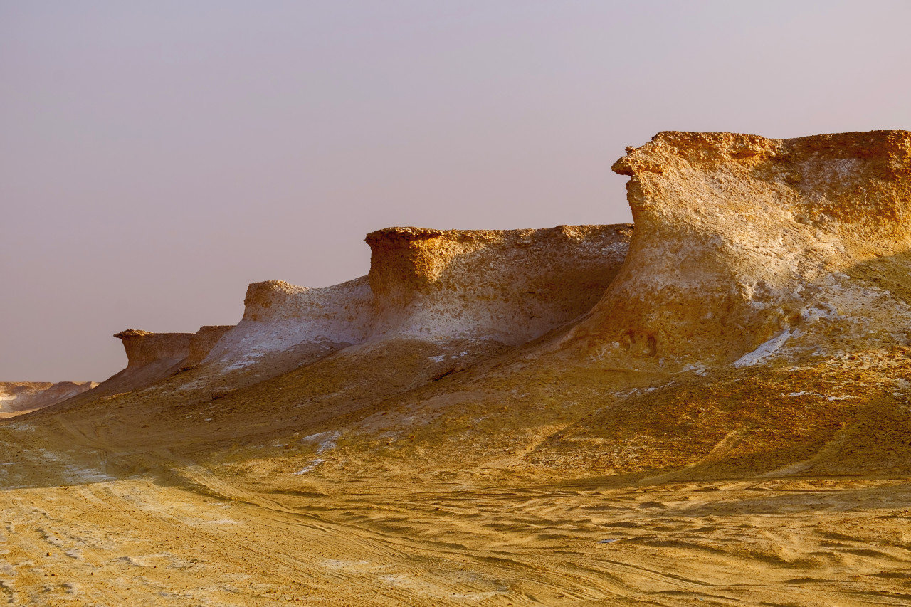 Formations rocheuses près de Zekreet.