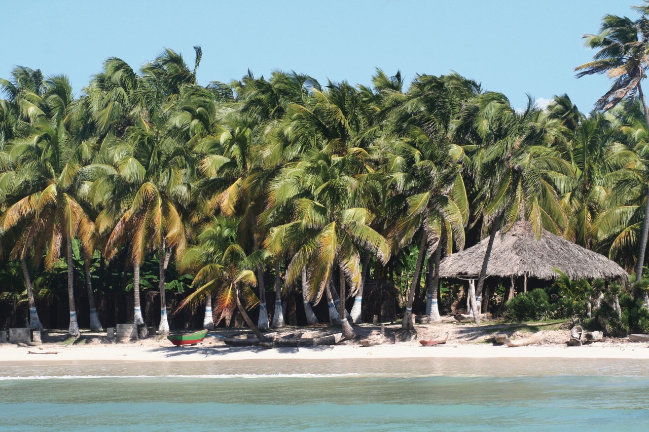 Plage des Cayes.