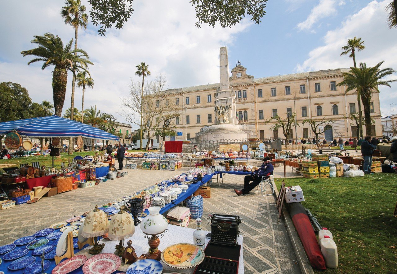 Marché aux puces à Martina Franca.