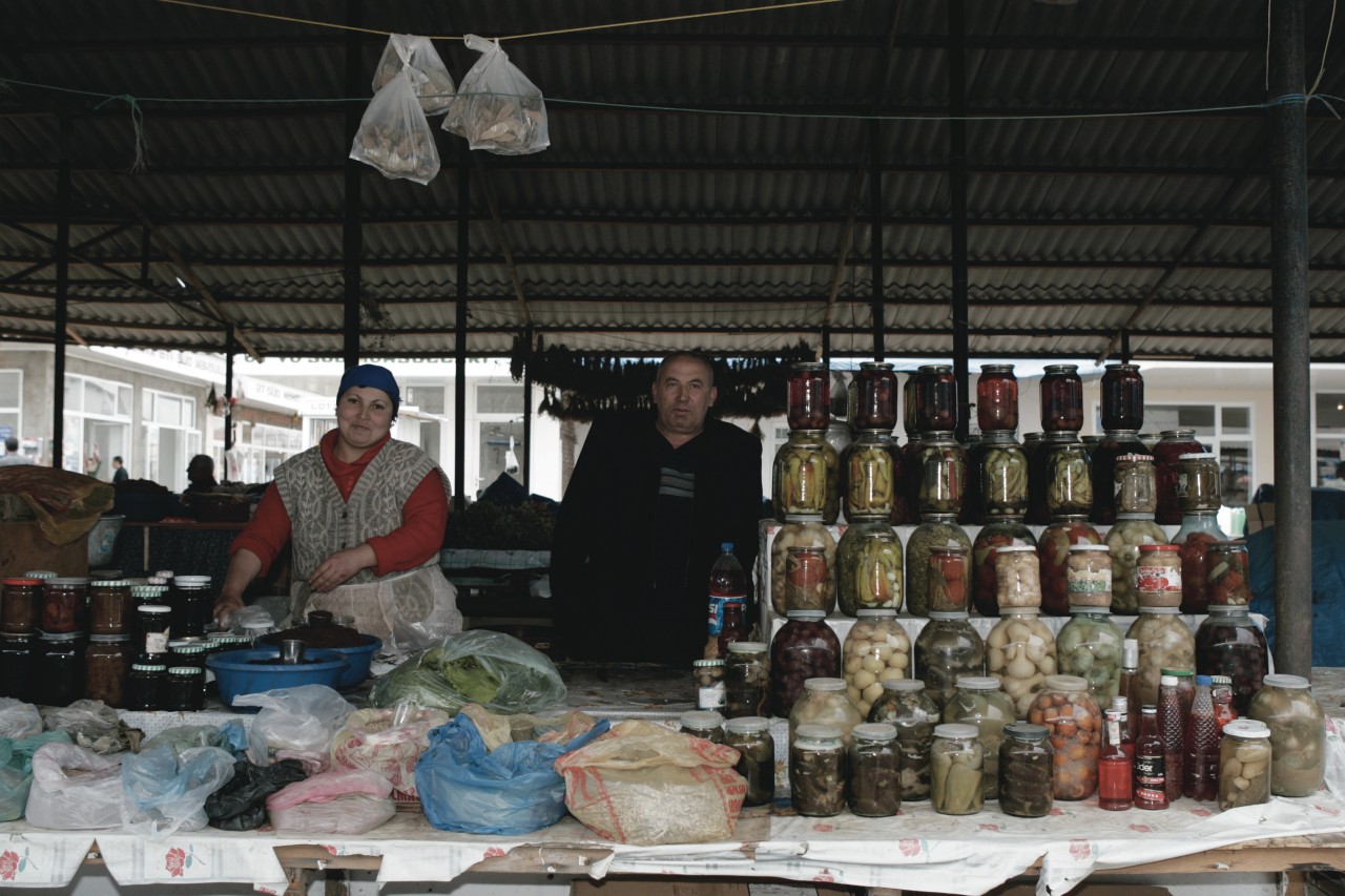 Au marché de Guba.