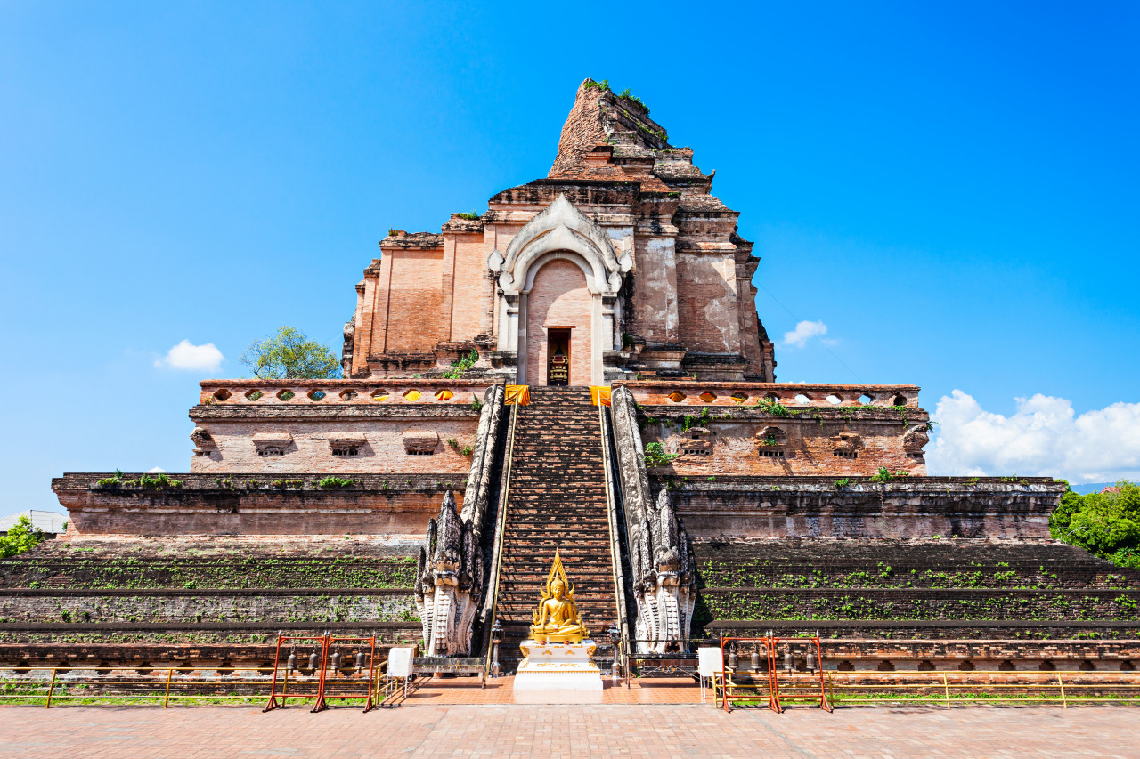 <p>L'ancien chedi du Wat Chedi Luang.</p>