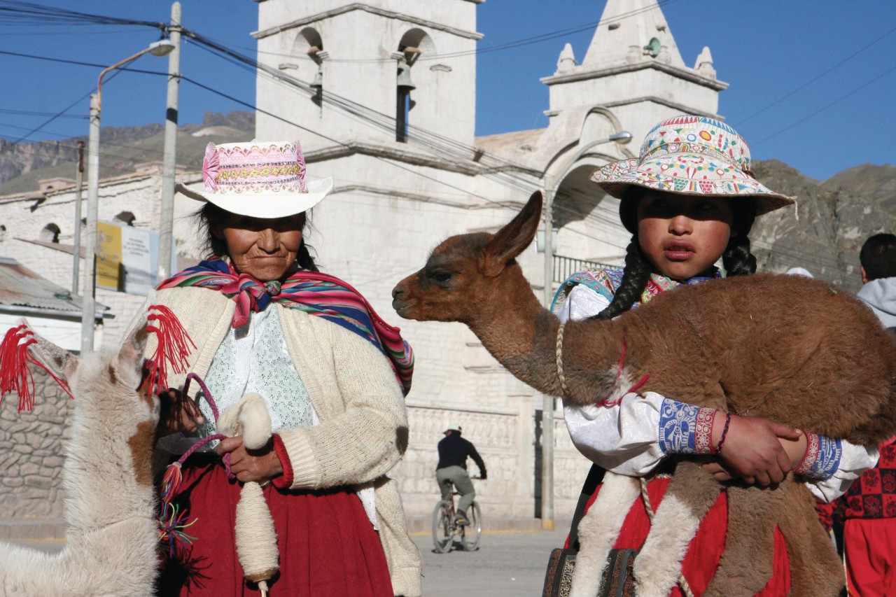 Costumes traditionnels dans le village de Chivay.