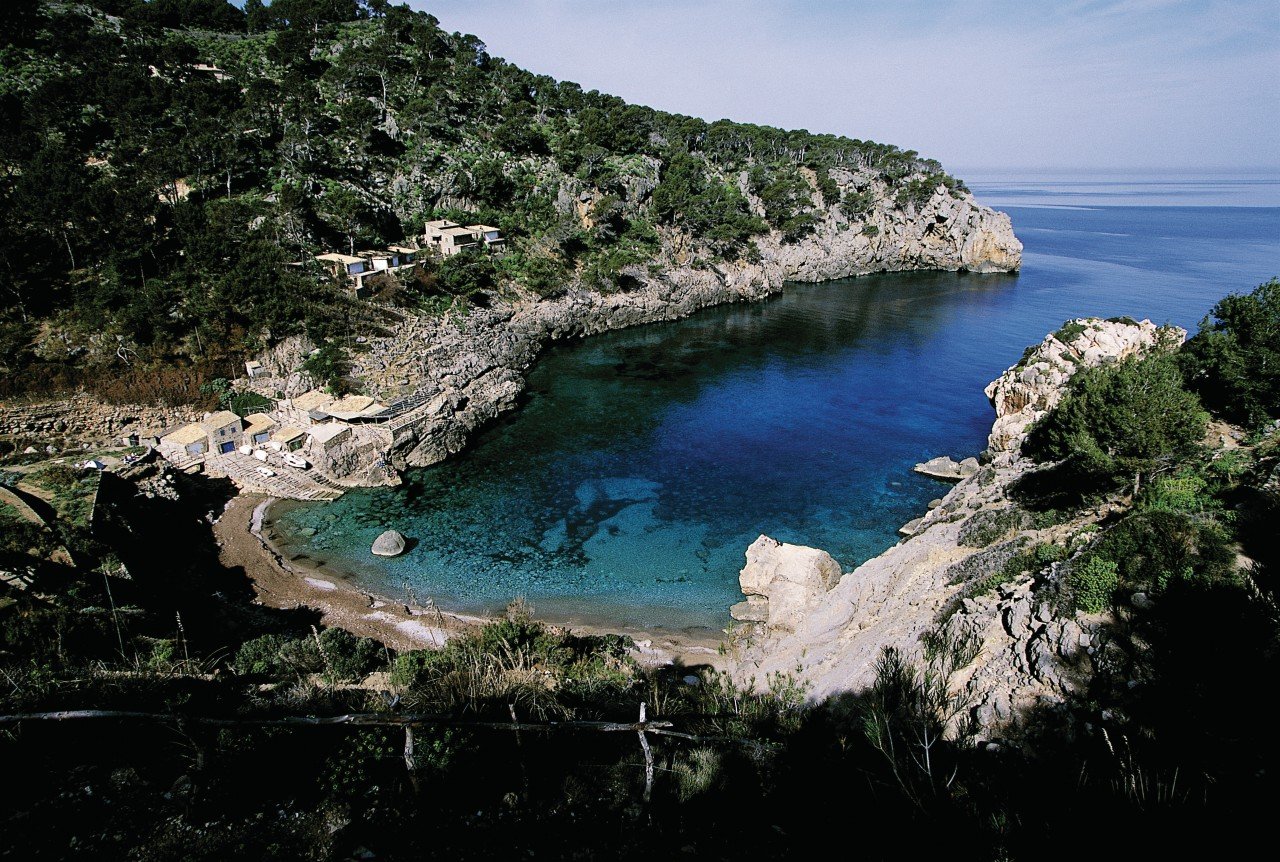 Crique à proximité de Deià.