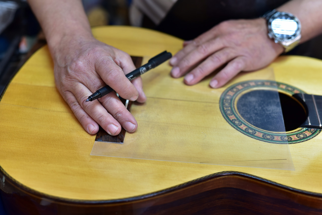 Luthier à Grenade.