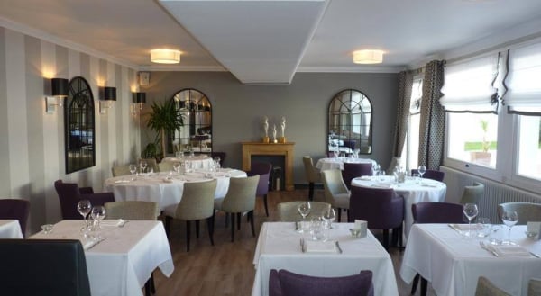 H  TEL-RESTAURANT ROBINSON Cuisine fran  aise Saint-Jean-de-Monts