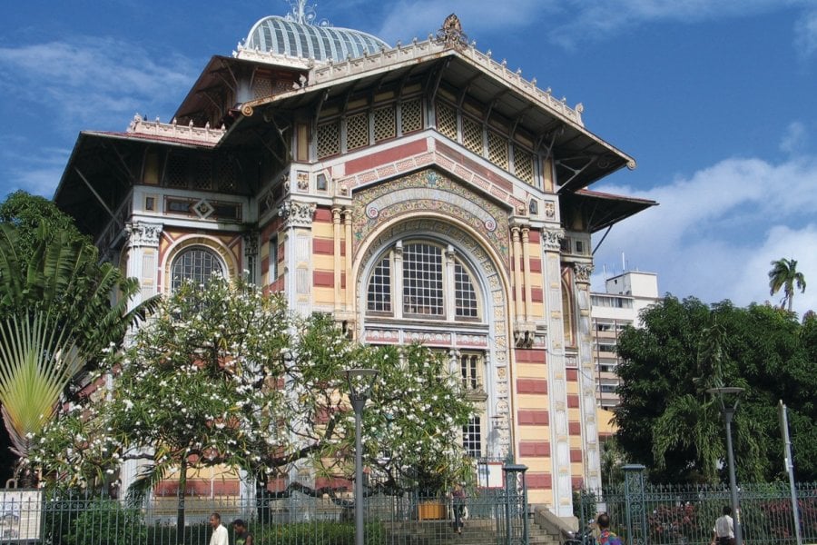 BIBLIOTHÈQUE SCHOELCHER - Bibliothèque - Fort-De-France (97200)