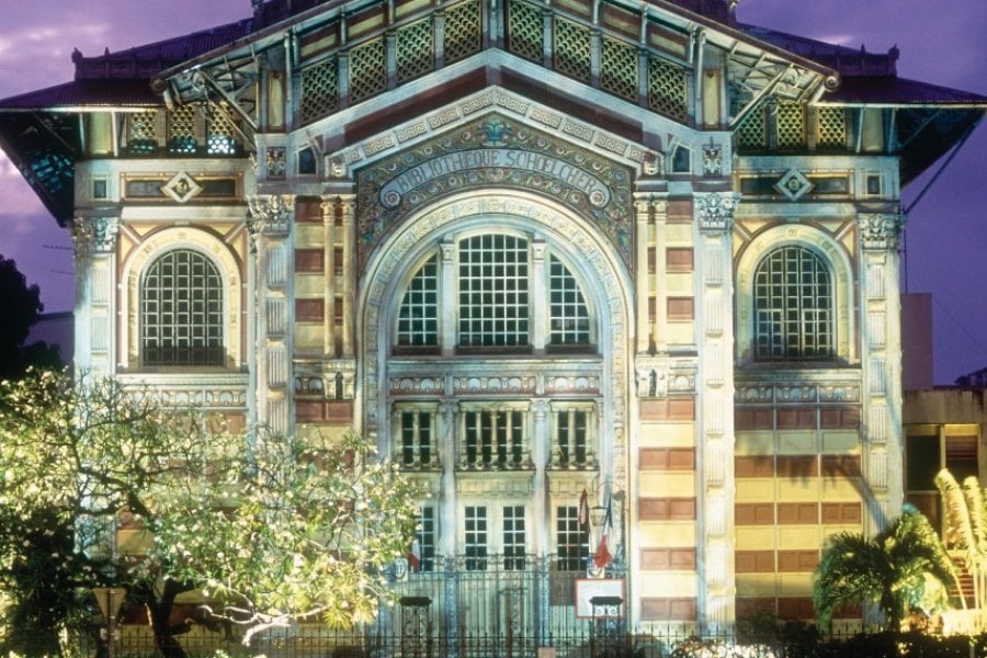 BIBLIOTHÈQUE SCHOELCHER - Bibliothèque - Fort-De-France (97200)